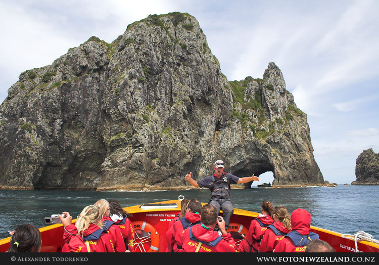 Hole in the Rock. Onboard Excitor, Bay of Islands, New Zealand