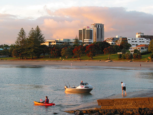 Morning. 6:09am, Takapuna beach, Auckland, New Zealand