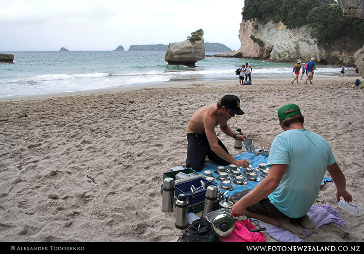 Cappuccino in the middle of nowhere, Cathedral Cove, New Zealand